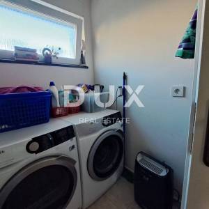 OPATIJA, KASTAV - Vila/kuća, 260 m2 s pogledom, na parceli od 1600 m2