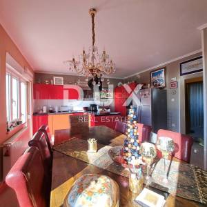 OPATIJA, KASTAV - Vila/kuća, 260 m2 s pogledom, na parceli od 1600 m2