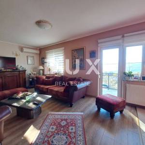 OPATIJA, KASTAV - Vila/kuća, 260 m2 s pogledom, na parceli od 1600 m2