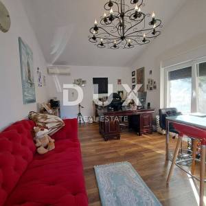 OPATIJA, KASTAV - Vila/kuća, 260 m2 s pogledom, na parceli od 1600 m2