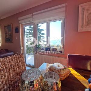 OPATIJA, KASTAV - Vila/kuća, 260 m2 s pogledom, na parceli od 1600 m2