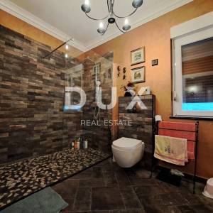 OPATIJA, KASTAV - Vila/kuća, 260 m2 s pogledom, na parceli od 1600 m2