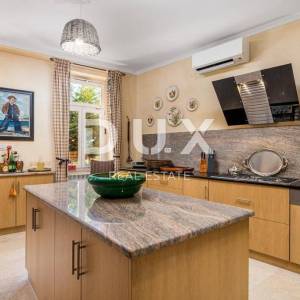 OPATIJA - kompletno renovirana austrougarska vila 