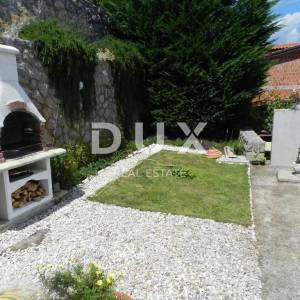 OPATIJA, LOVRAN- atraktivna vila 380m2 s panoramskim pogledom na more i bazenom + okoliš 700m2