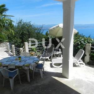 OPATIJA, LOVRAN- atraktivna vila 380m2 s panoramskim pogledom na more i bazenom + okoliš 700m2
