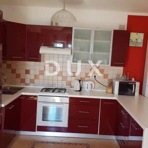 OPATIJA, LOVRAN, DOBREĆ- dvojna kuća 280m2 s panoramskim pogledom na more + okoliš  350m2 