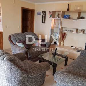 OPATIJA, LOVRAN, DOBREĆ- dvojna kuća 280m2 s panoramskim pogledom na more + okoliš  350m2 