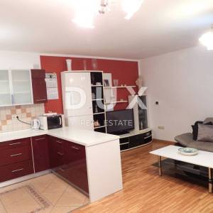 OPATIJA, LOVRAN, DOBREĆ- dvojna kuća 280m2 s panoramskim pogledom na more + okoliš  350m2 
