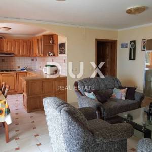 OPATIJA, LOVRAN, DOBREĆ- dvojna kuća 280m2 s panoramskim pogledom na more + okoliš  350m2 