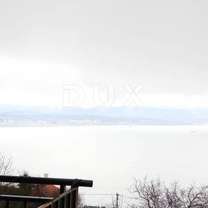 OPATIJA, LOVRAN, DOBREĆ- dvojna kuća 280m2 s panoramskim pogledom na more + okoliš  350m2 