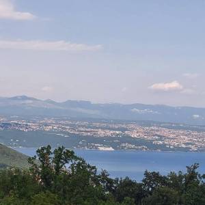 OPATIJA, LOVRAN, DOBREĆ - kuća 390m2 s prekrasnim pogledom na more + okućnica 850m2