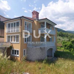 OPATIJA, LOVRAN, DOBREĆ - kuća 390m2 s prekrasnim pogledom na more + okućnica 850m2