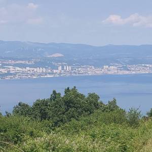 OPATIJA, LOVRAN, DOBREĆ - kuća 390m2 s prekrasnim pogledom na more + okućnica 850m2