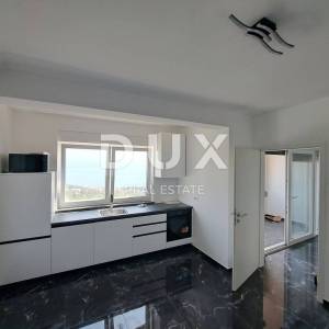 OPATIJA, LOVRAN - ekskluzivna novogradnja s 5 apartmana, s panoramskim pogledom i bazenom + okoliš 600m2