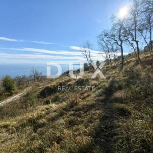 OPATIJA, LOVRAN - građevinski teren 1320m2 S GRAĐEVINSKOM DOZVOLOM!!! za obiteljsku kuću- villu/ stambenu zgradu - stanove...