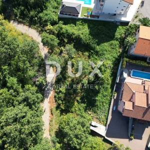 OPATIJA, LOVRAN, IKA- građevinsko zemljište 750m2 s pogledom na more
