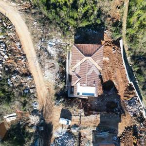 OPATIJA, LOVRAN, IKA- villa 220m2 s panoramskim pogledom na more i bazenom + uređena okućnica 1009m2