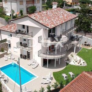 OPATIJA, LOVRAN, IKA- villa 380m2 s panoramskim pogledom na more i bazenom + uređena okućnica 700m2
