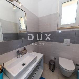 OPATIJA, LOVRAN, IKA- villa 380m2 s panoramskim pogledom na more i bazenom + uređena okućnica 700m2