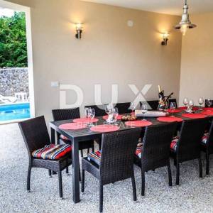 OPATIJA, LOVRAN, IKA- villa 380m2 s panoramskim pogledom na more i bazenom + uređena okućnica 700m2