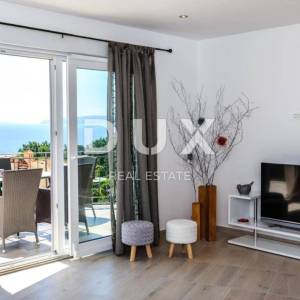 OPATIJA, LOVRAN, IKA- villa 380m2 s panoramskim pogledom na more i bazenom + uređena okućnica 700m2