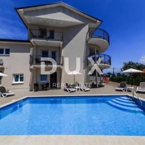 OPATIJA, LOVRAN, IKA- villa 380m2 s panoramskim pogledom na more i bazenom + uređena okućnica 700m2