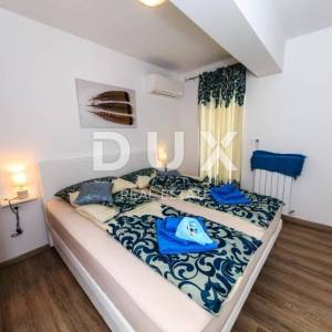 OPATIJA, LOVRAN, IKA- villa 380m2 s panoramskim pogledom na more i bazenom + uređena okućnica 700m2