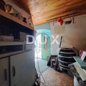 OPATIJA, LOVRAN - IMANJE S PANORAMSKIM POGLEDOM
