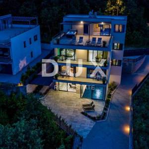 OPATIJA, LOVRAN - jedinstvena vila blizu Opatije s unutarnjim bazenom, panoramski pogled na more, okružena zelenilom