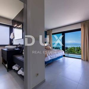OPATIJA, LOVRAN - jedinstvena vila blizu Opatije s unutarnjim bazenom, panoramski pogled na more, okružena zelenilom