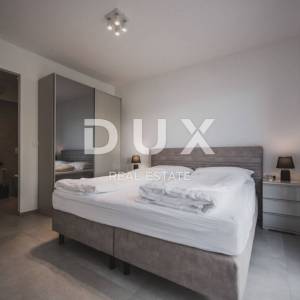 OPATIJA, LOVRAN, LIGANJ - stan u vili s bazenom 120m2+terasa 26m2 s panoramskim pogledom na more + okoliš 163m2