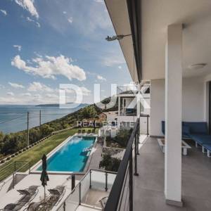 OPATIJA, LOVRAN, LIGANJ - stan u vili s bazenom 120m2+terasa 26m2 s panoramskim pogledom na more + okoliš 163m2