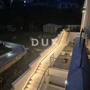 OPATIJA, LOVRAN - luksuzna vila s dvije stambene jedinice i bazenom, 300m od mora