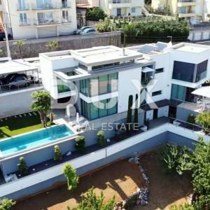 OPATIJA, LOVRAN - luksuzna vila s predivnim pogledom na more, bazenom i okućnicom površine 500m2
