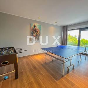 OPATIJA, LOVRAN - novonamještena moderna vila 400m2 s bazenom blizu Opatije, panoramski pogled na more
