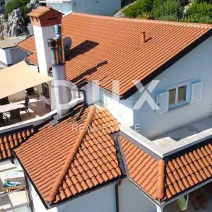 OPATIJA, LOVRAN - penthouse s bazenom, okućnicom i panoramskim pogledom