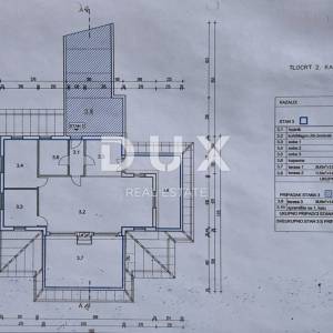 OPATIJA, LOVRAN - penthouse s bazenom, okućnicom i panoramskim pogledom