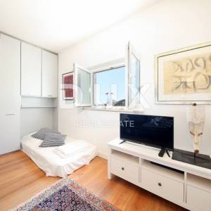 OPATIJA, LOVRAN - penthouse s bazenom, okućnicom i panoramskim pogledom