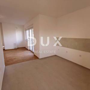 OPATIJA, LOVRAN - predivan stan u novogradnji, 150m od mora