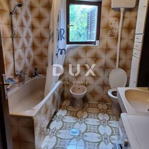 OPATIJA, LOVRAN- stan 121m2 DB+3S s pogledom na more + okoliš 600m2
