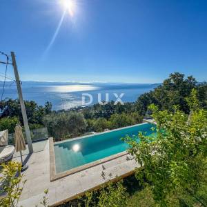OPATIJA, LOVRAN - stan s panoramskim pogledom na more, terasom i zajedničkim bazenom