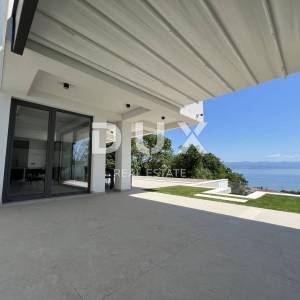 OPATIJA, LOVRAN - vrhunska novogradnja s bazenom i panoramskim pogledom