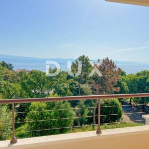 OPATIJA, LOVRAN - vrhunski stan spreman za uređenje s panoramskim pogledom i blizu mora