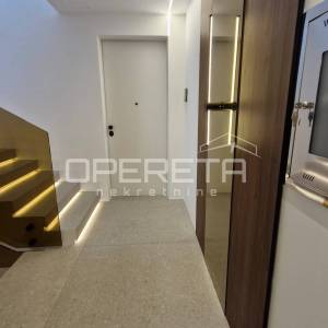 Opatija - luksuzan stan s panoramskim pogledom na more i privatnim jacuzzijem