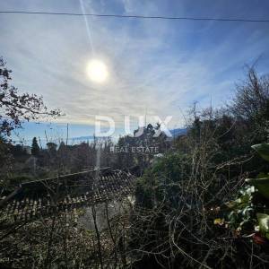 OPATIJA, MATULJI, CENTAR- građevinsko zemljište 1000m2 S GRAĐEVINSKOM DOZVOLOM i pogledom na more 