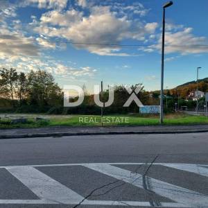 OPATIJA, MATULJI - građevinski teren 5000m2 za trgovači centar / halu / poslovnu zgradu 