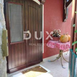 OPATIJA, MATULJI, JURDANI - kuća s garažom i 863 m2 okućnice!!! PRILIKA!!!