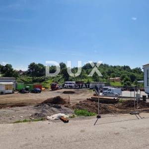 OPATIJA, MATULJI, JUŠIĆI - građevinsko zemljište 1.400 m2 POTPUNO RAVNO s pogledom na more za stambenu zgradu - stanove / apart...