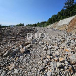 OPATIJA, MATULJI, JUŠIĆI- građevinsko zemljište 4557m2 za halu / poslovnu zgradu
