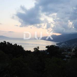 OPATIJA, MATULJI- kuća 400m2 s dvoetažnim stanom i dva apartmana + okućnica 710m2